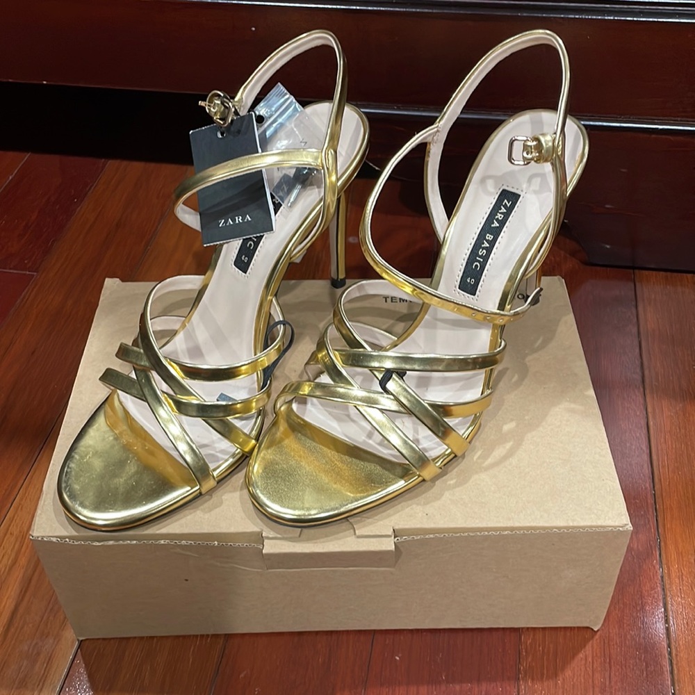 Brand new Zara heels